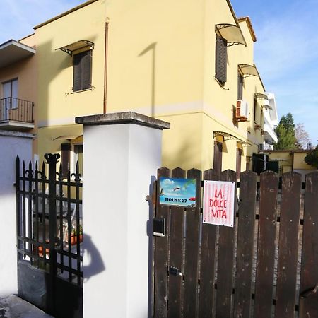House 27 Apartment Fiumicino Luaran gambar